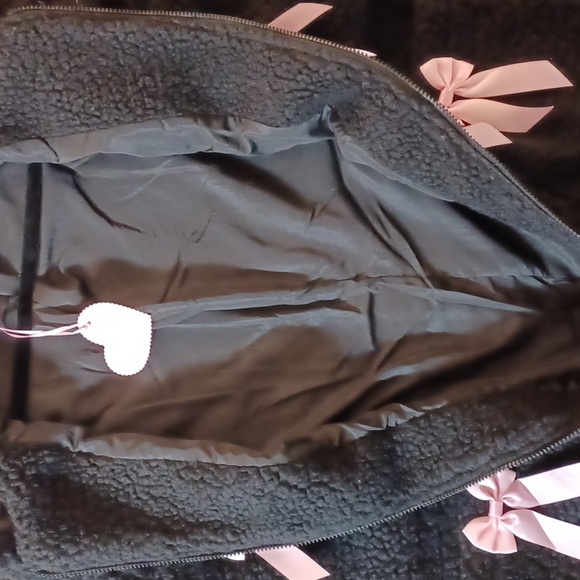 DOLLSKILL SUGAR THRILLZ 2X BLACK SERPA WITH PINK BOWS LONG-SLEEVED POCKETS - Picture 9 of 11